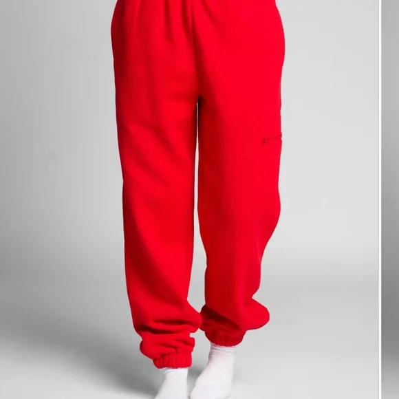NWT Comfrt Airplane mode travel sweatpants - Unisex size XS- Crimson - Picture 1 of 4